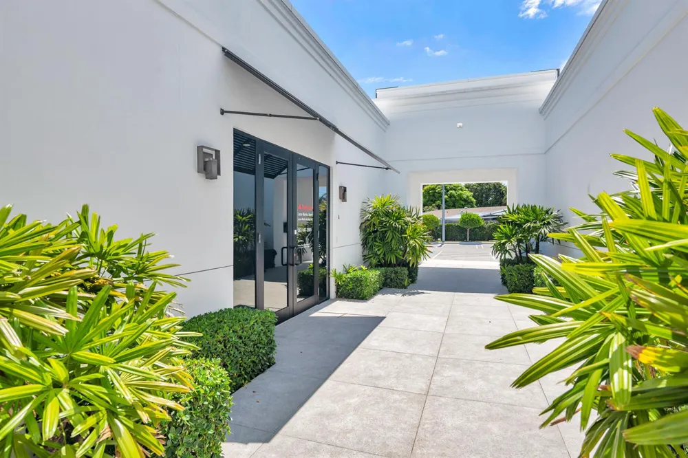 6500 S Dixie Highway #A West Palm Beach, FL 33405