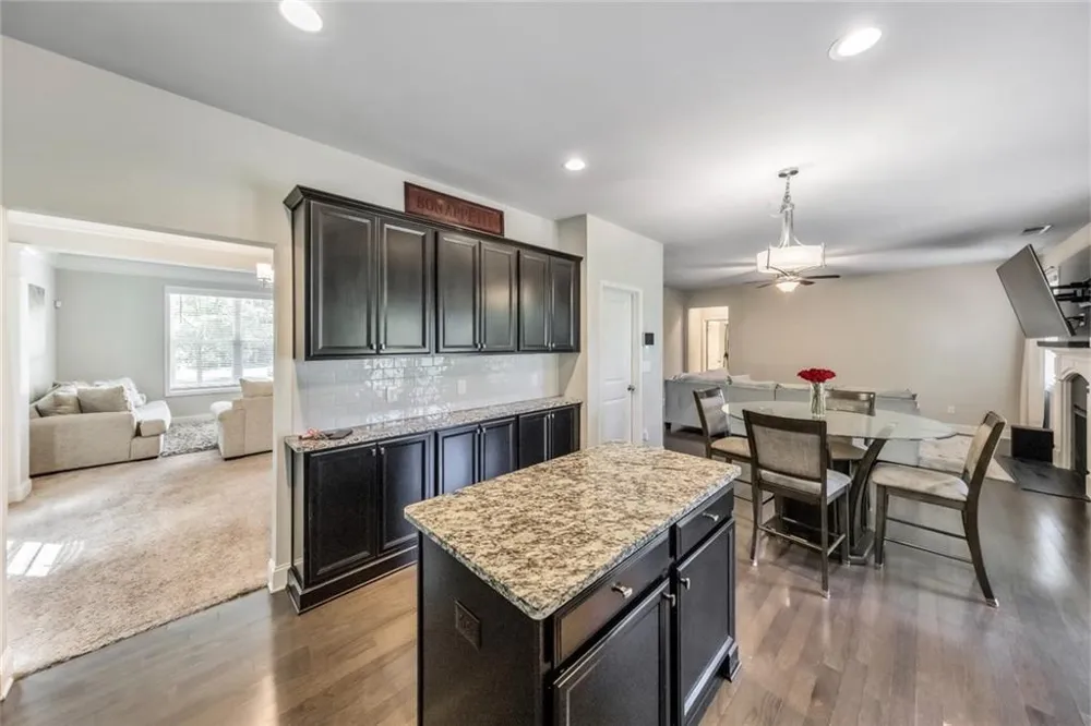 2734 Double Iron Drive SW Austell, GA 30106
