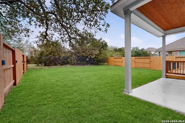 1239 LOMA RNCH New Braunfels, TX 78132