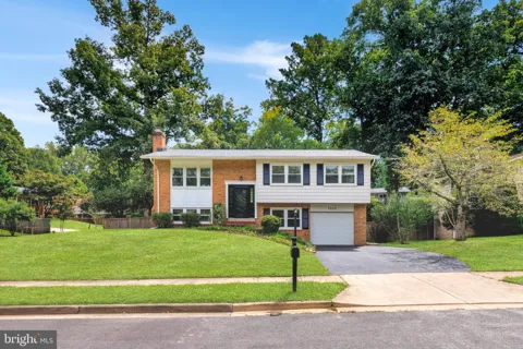 7223 ASHVIEW DRIVE