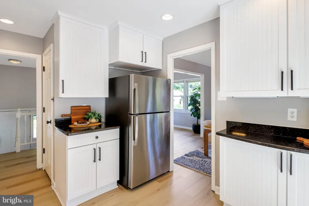 7223 ASHVIEW DRIVE Springfield, VA 22153