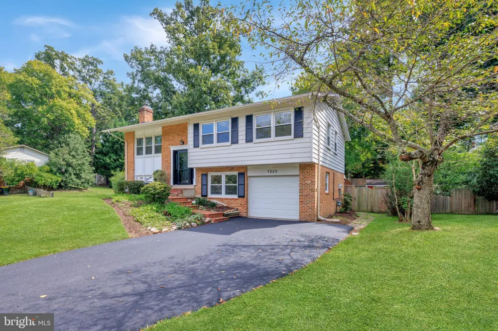 7223 ASHVIEW DRIVE Springfield, VA 22153