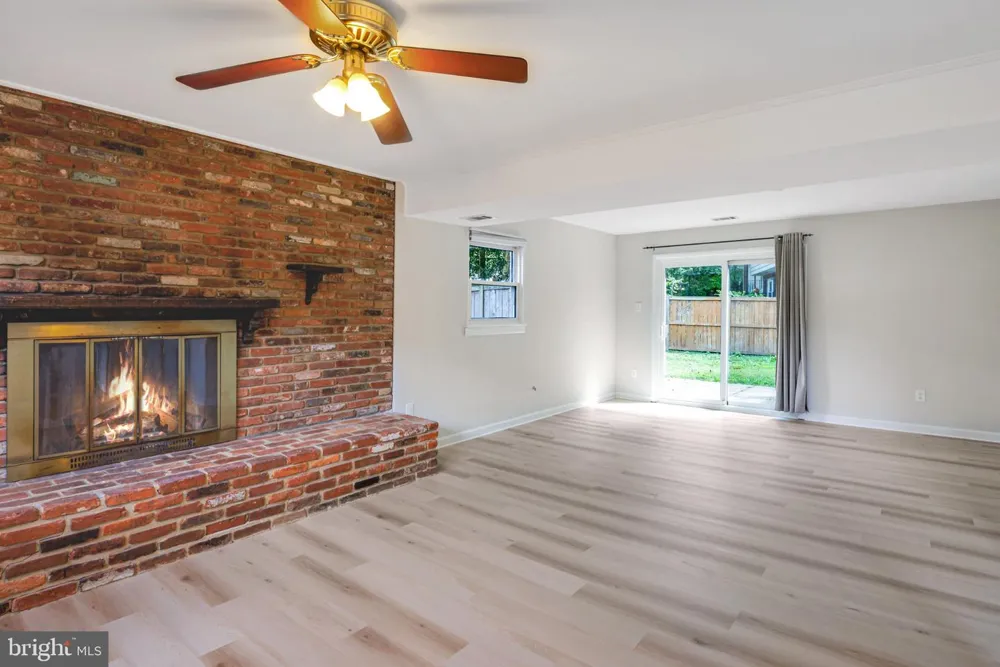 7223 ASHVIEW DRIVE Springfield, VA 22153
