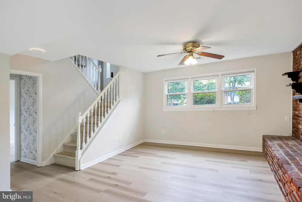 7223 ASHVIEW DRIVE Springfield, VA 22153