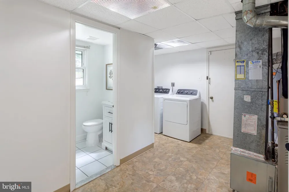 7223 ASHVIEW DRIVE Springfield, VA 22153