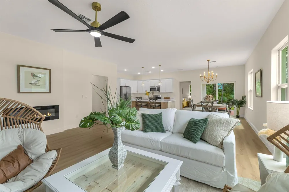 8116 100TH COURT Vero Beach, FL 32967