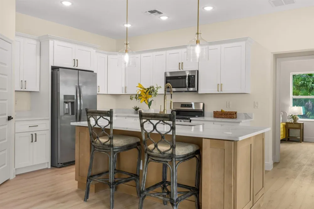8116 100TH COURT Vero Beach, FL 32967