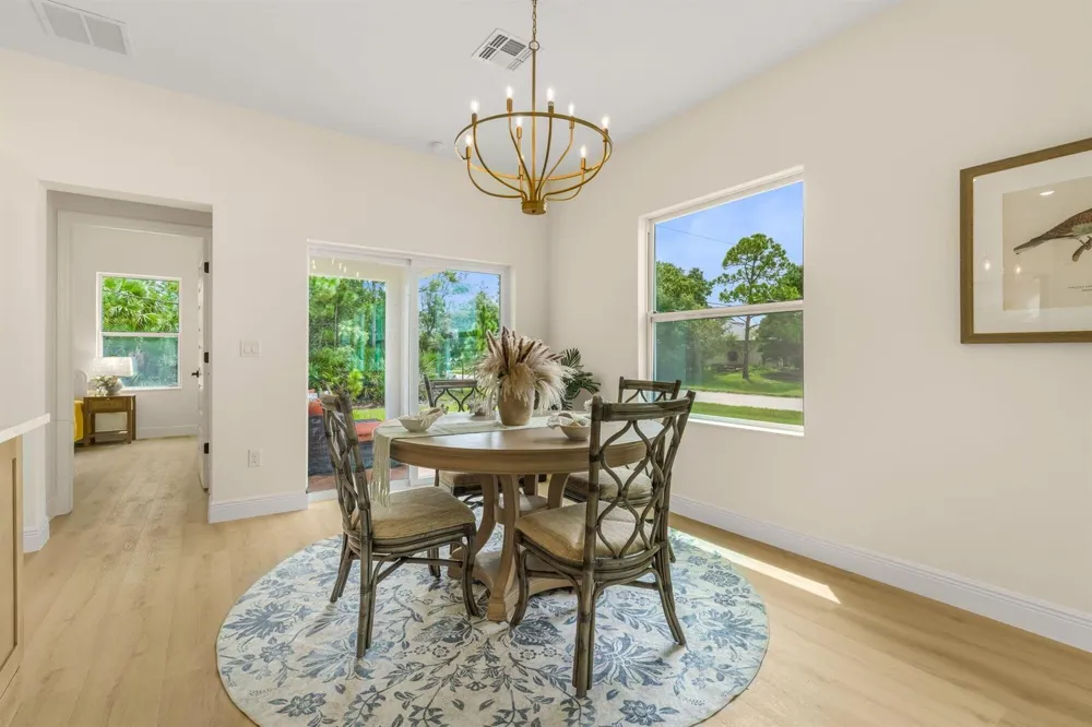 8116 100TH COURT Vero Beach, FL 32967