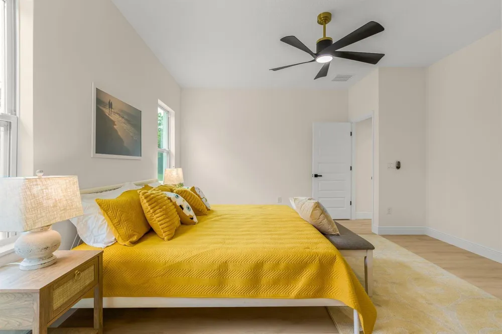 8116 100TH COURT Vero Beach, FL 32967