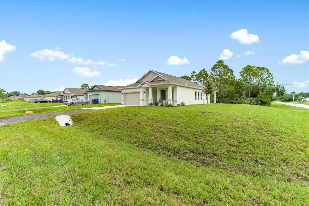 8116 100TH COURT Vero Beach, FL 32967