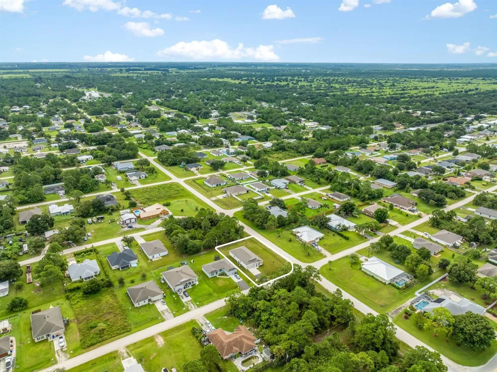 8116 100TH COURT Vero Beach, FL 32967