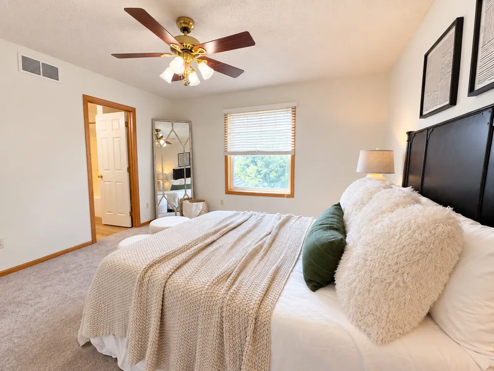 12141 85th Place Maple Grove, MN 55369