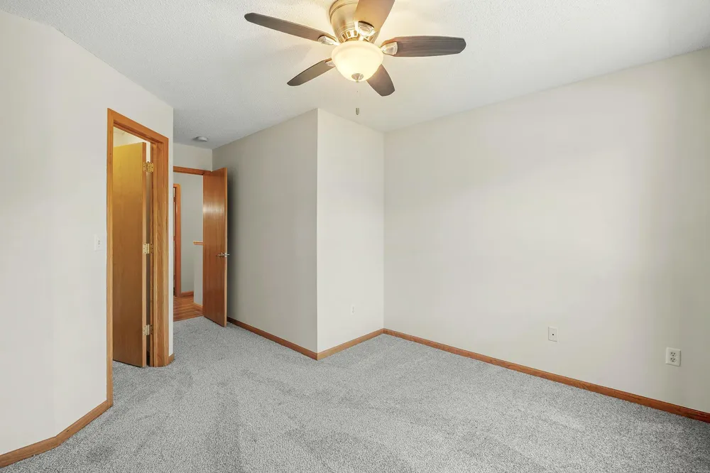 631 Roundhouse Street #2404 Shakopee, MN 55379