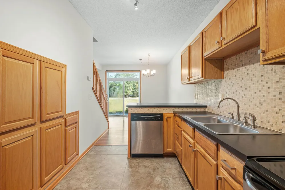 631 Roundhouse Street #2404 Shakopee, MN 55379
