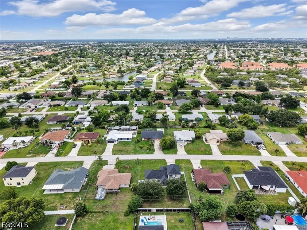NE 9th Court Cape Coral, FL 33909