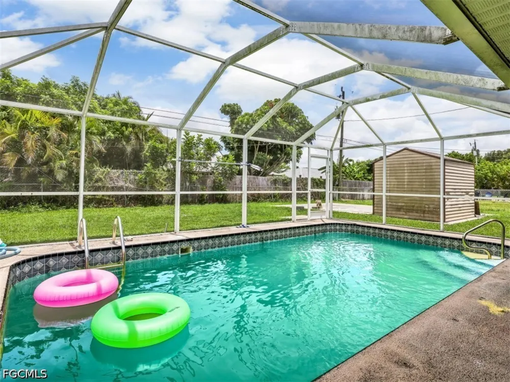 NE 9th Court Cape Coral, FL 33909