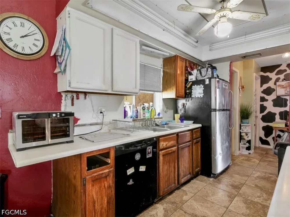 NE 9th Court Cape Coral, FL 33909
