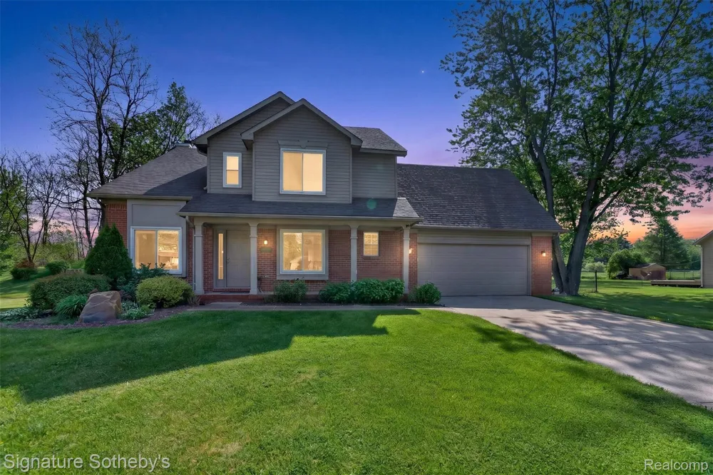 3332 Woodruff Meadows Court Highland Charter Township, MI 48357