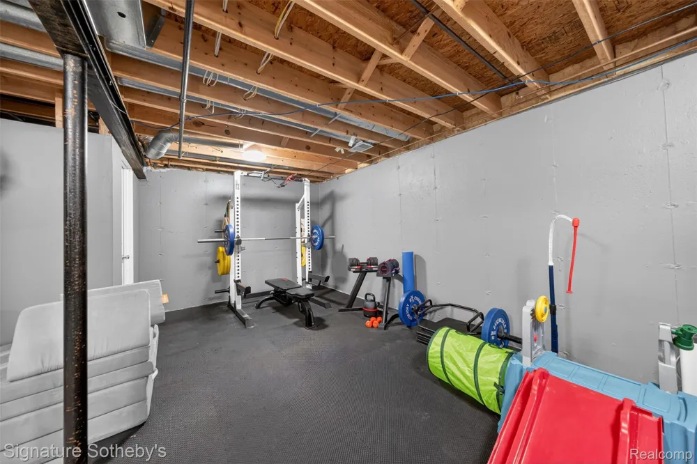 3332 Woodruff Meadows Court Highland Charter Township, MI 48357