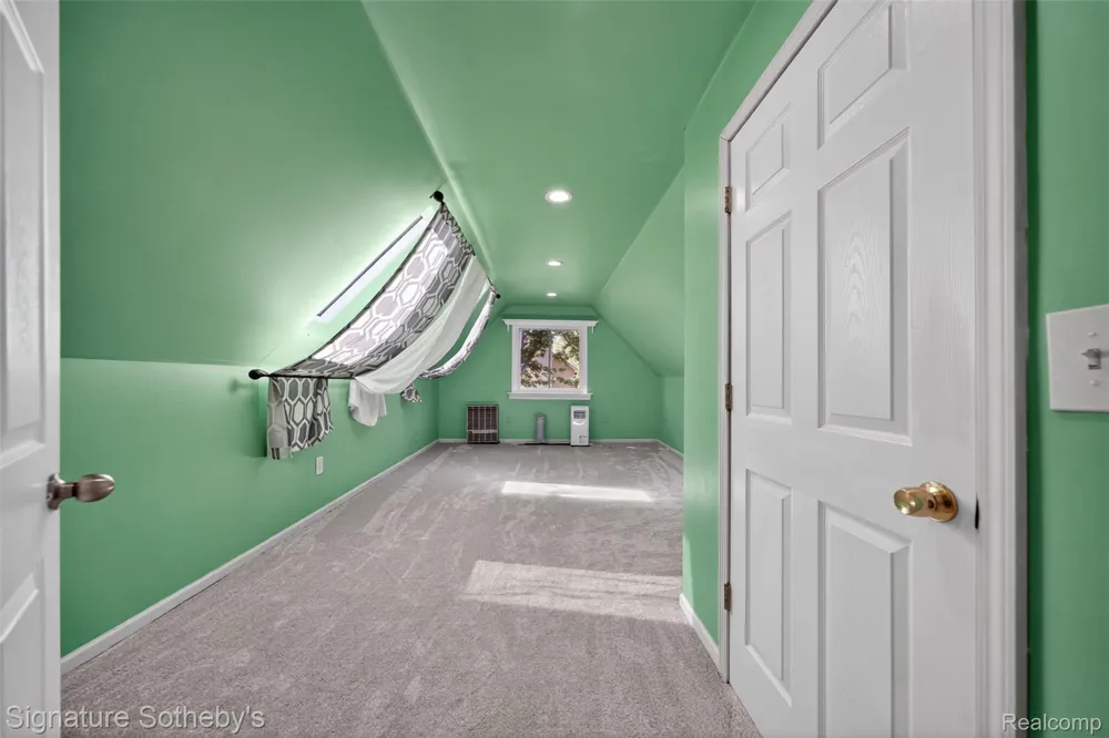 3332 Woodruff Meadows Court Highland Charter Township, MI 48357