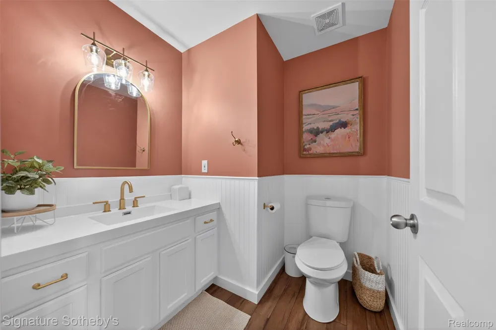 3332 Woodruff Meadows Court Highland Charter Township, MI 48357