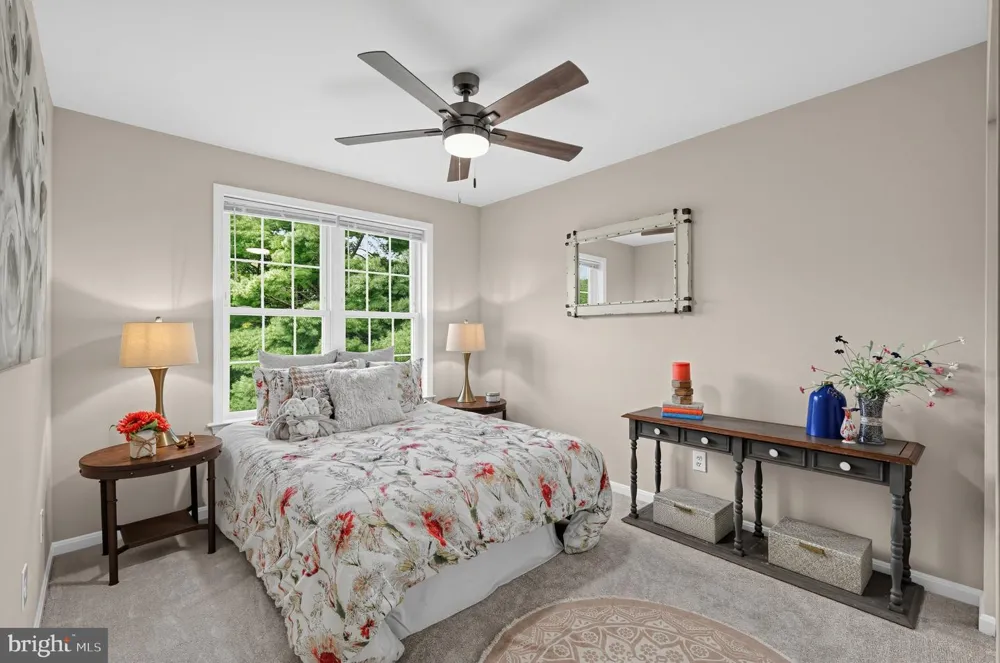 9901 MAPLE LEAF DRIVE Gaithersburg, MD 20886