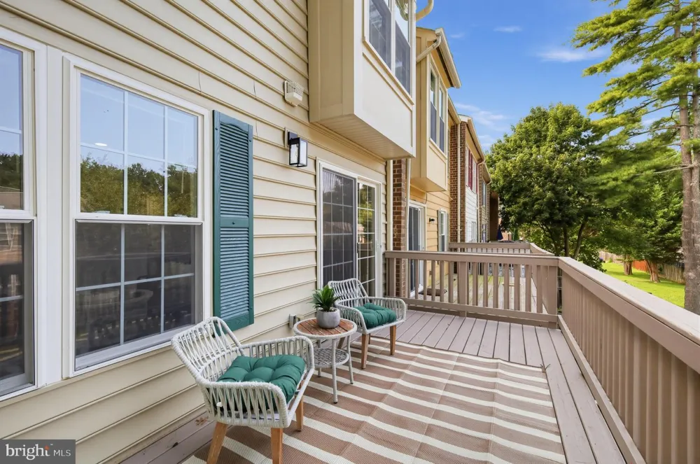 9901 MAPLE LEAF DRIVE Gaithersburg, MD 20886