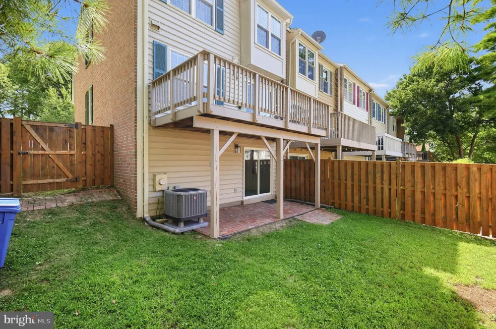 9901 MAPLE LEAF DRIVE Gaithersburg, MD 20886