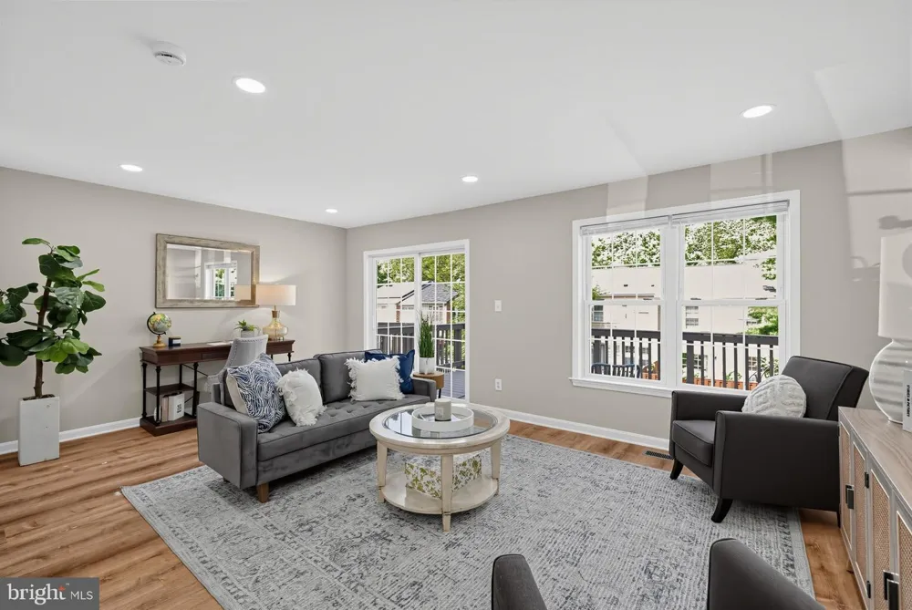 9901 MAPLE LEAF DRIVE Gaithersburg, MD 20886