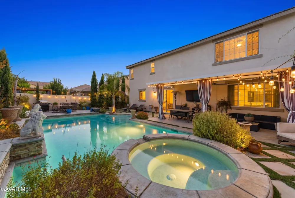 43904 Windrose Place Lancaster, CA 93536