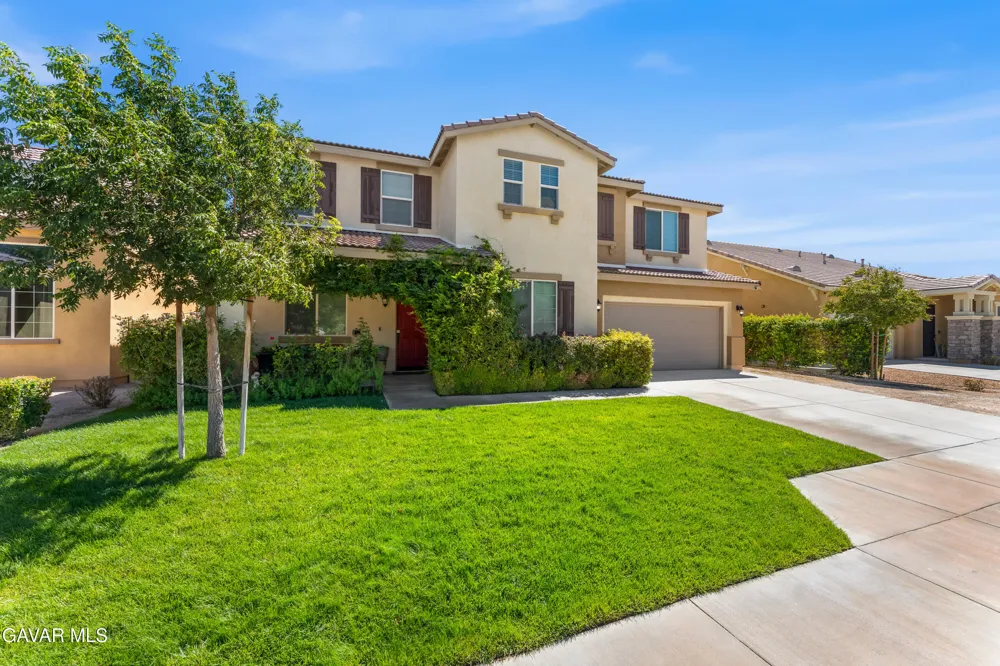 43904 Windrose Place Lancaster, CA 93536