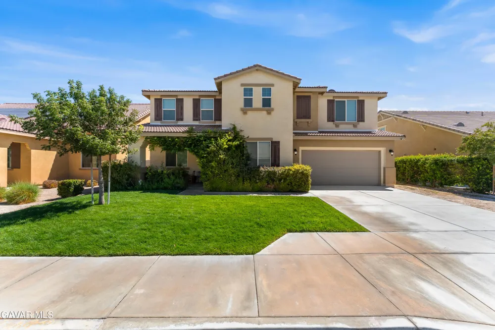 43904 Windrose Place Lancaster, CA 93536