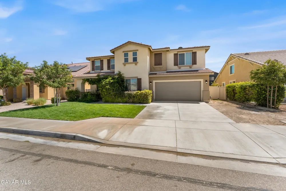 43904 Windrose Place Lancaster, CA 93536