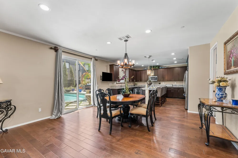 43904 Windrose Place Lancaster, CA 93536