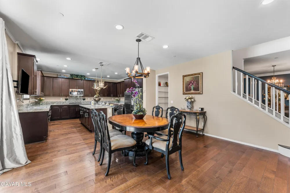 43904 Windrose Place Lancaster, CA 93536