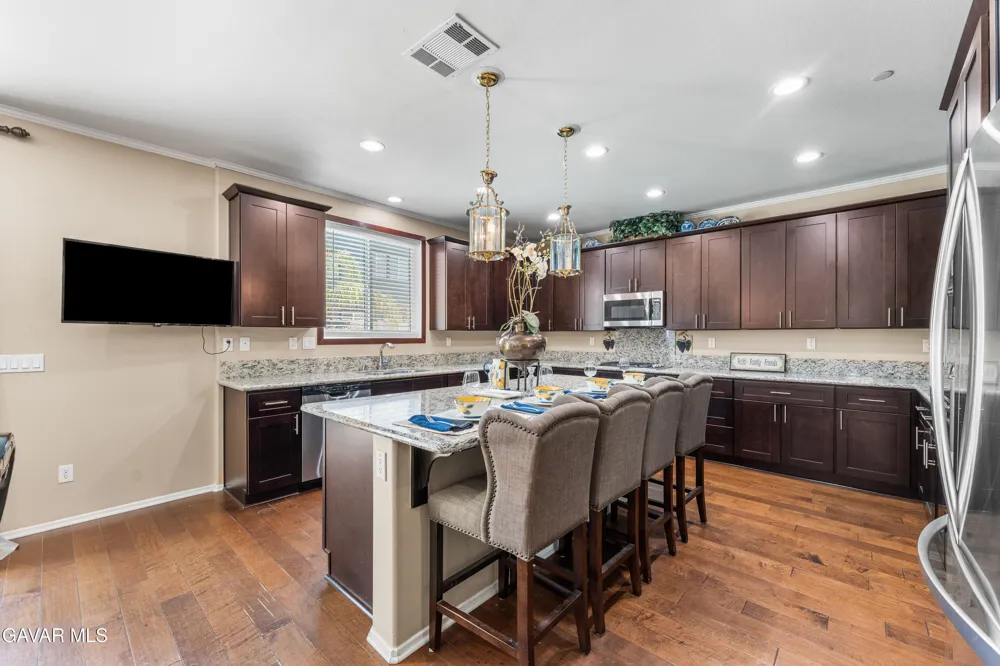 43904 Windrose Place Lancaster, CA 93536
