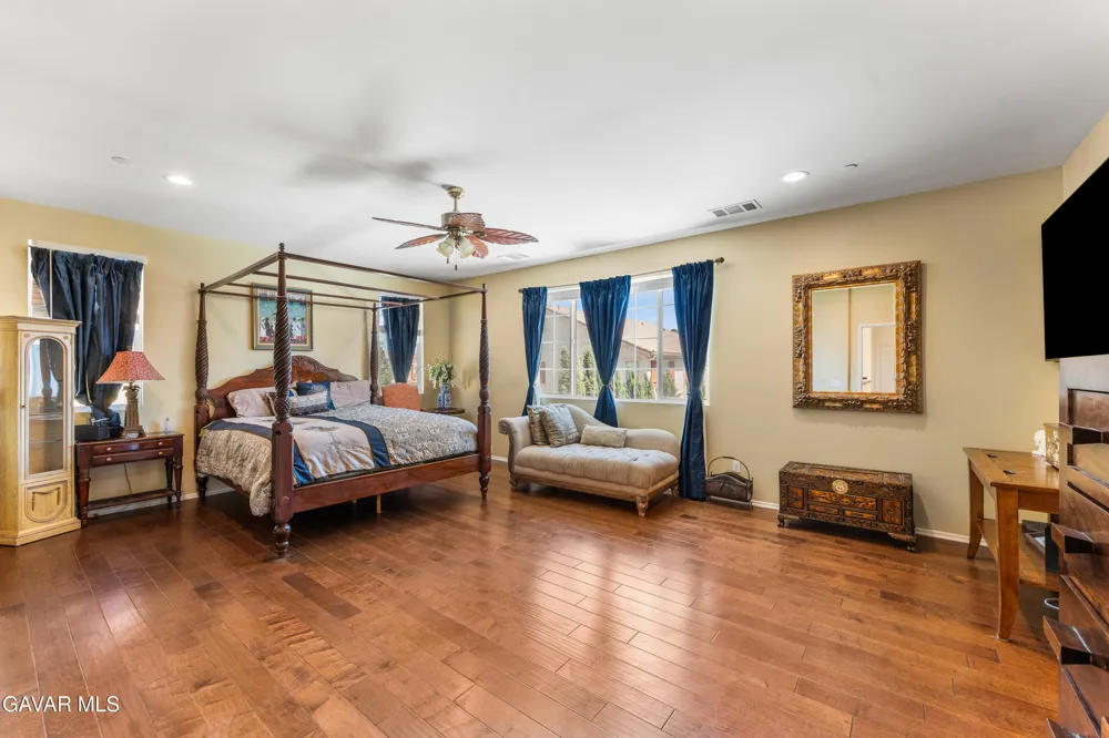 43904 Windrose Place Lancaster, CA 93536
