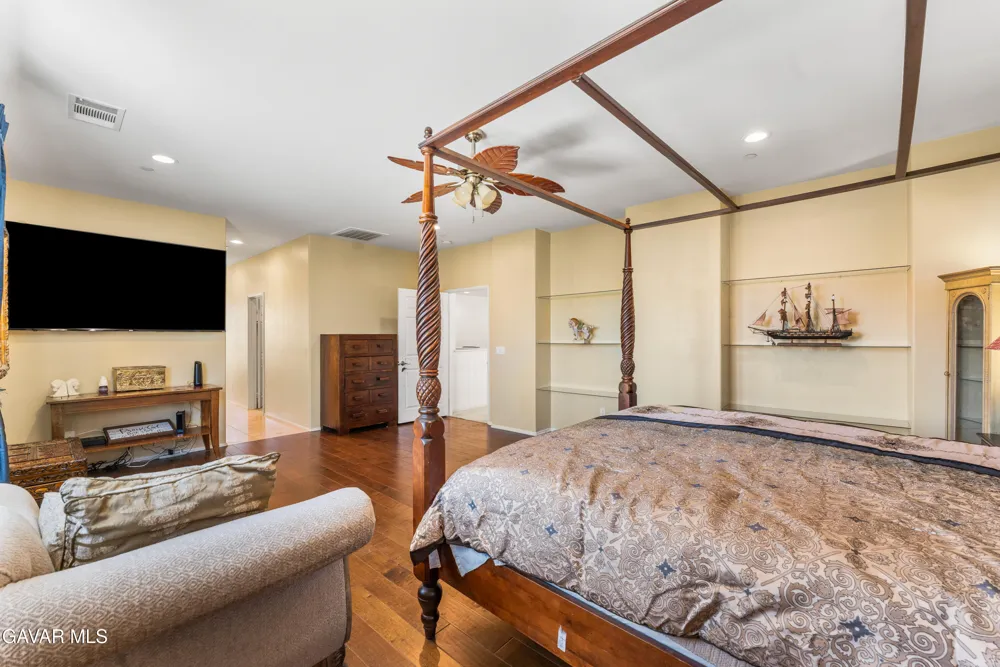 43904 Windrose Place Lancaster, CA 93536