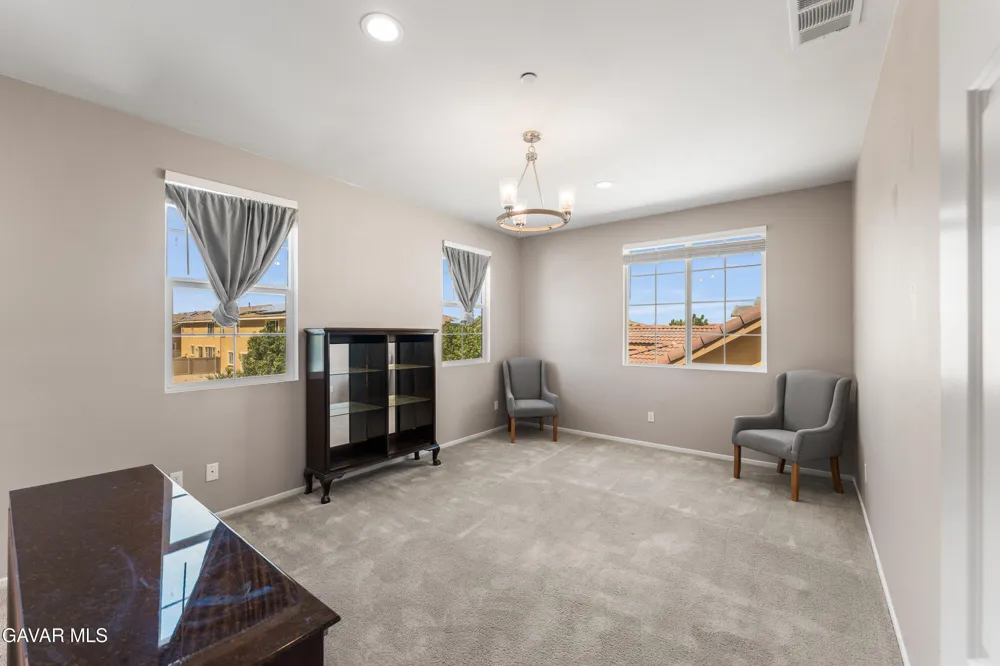 43904 Windrose Place Lancaster, CA 93536