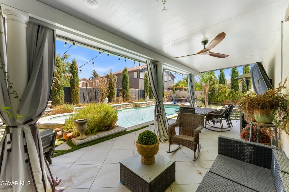 43904 Windrose Place Lancaster, CA 93536