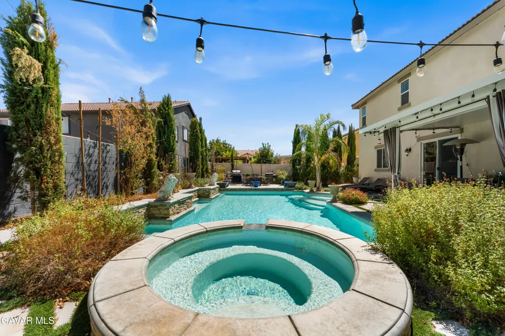 43904 Windrose Place Lancaster, CA 93536