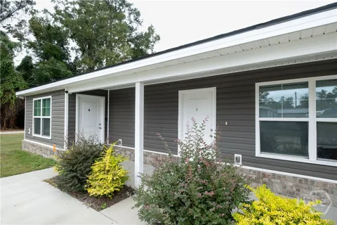 36 SW Pine Street SW