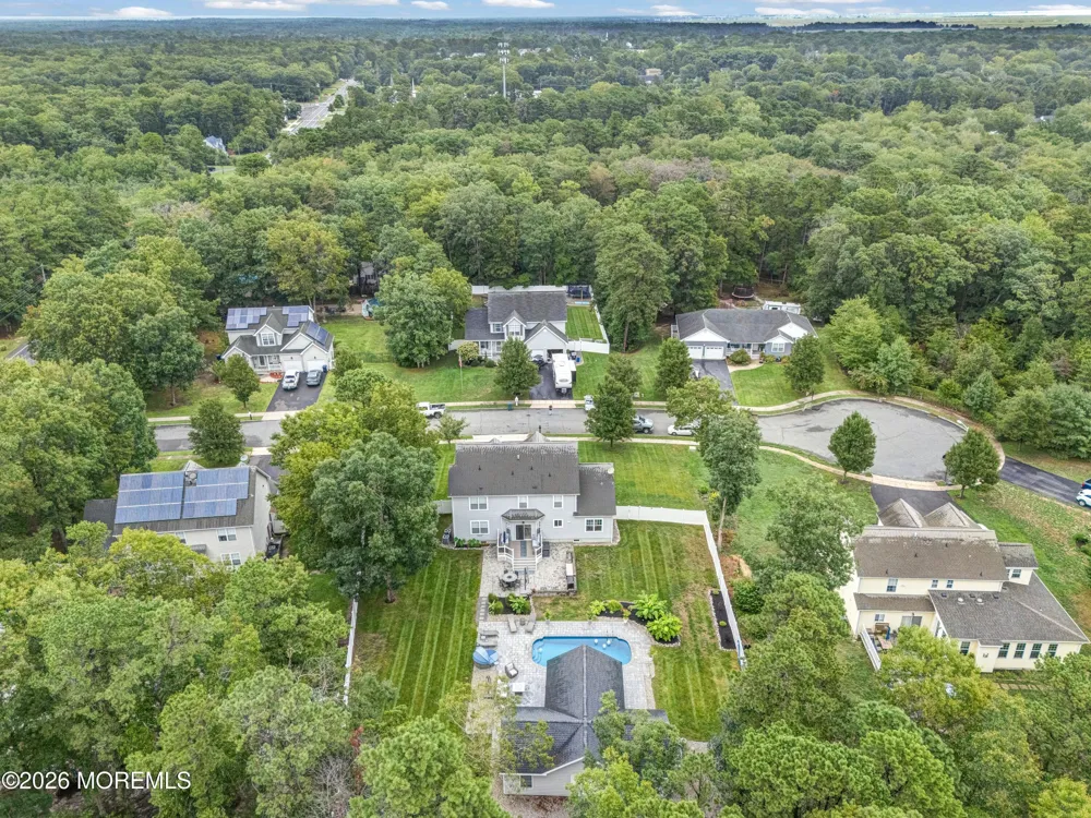 8 Edwards Court Little Egg Harbor, NJ 08087