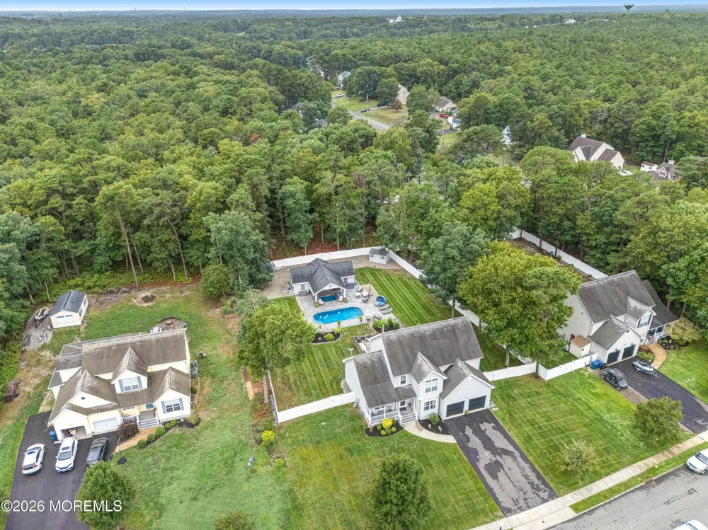 8 Edwards Court Little Egg Harbor, NJ 08087