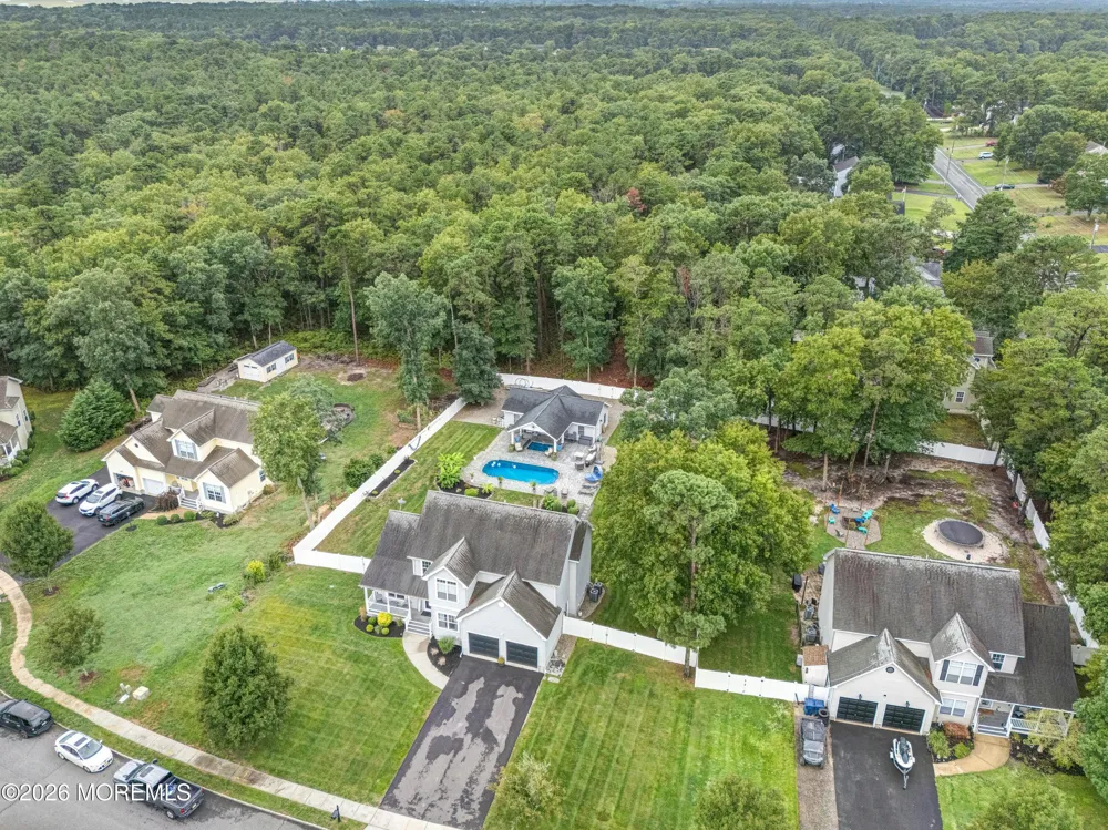 8 Edwards Court Little Egg Harbor, NJ 08087