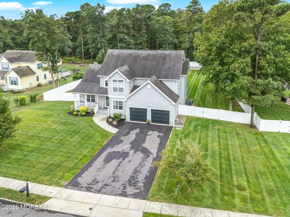 8 Edwards Court Little Egg Harbor, NJ 08087