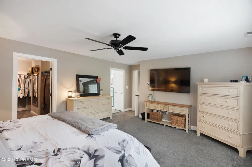 8 Edwards Court Little Egg Harbor, NJ 08087