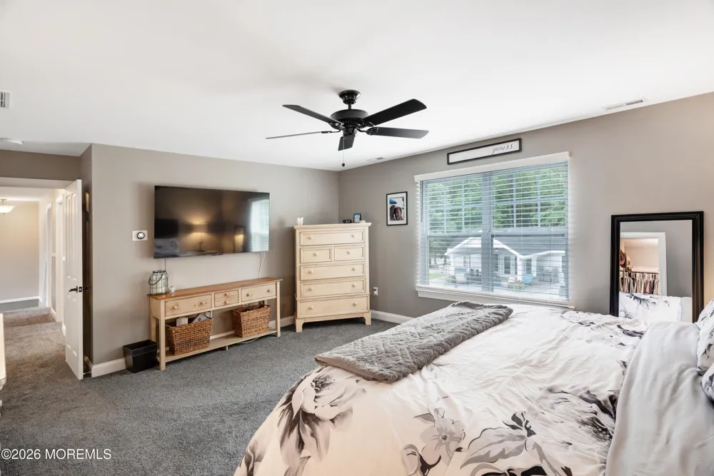 8 Edwards Court Little Egg Harbor, NJ 08087