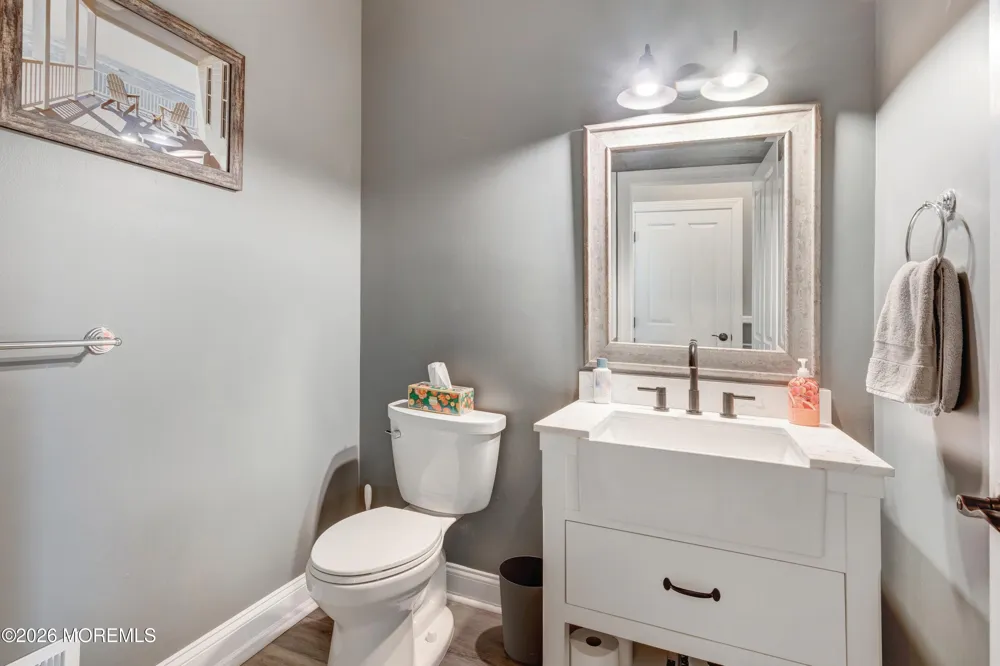 8 Edwards Court Little Egg Harbor, NJ 08087