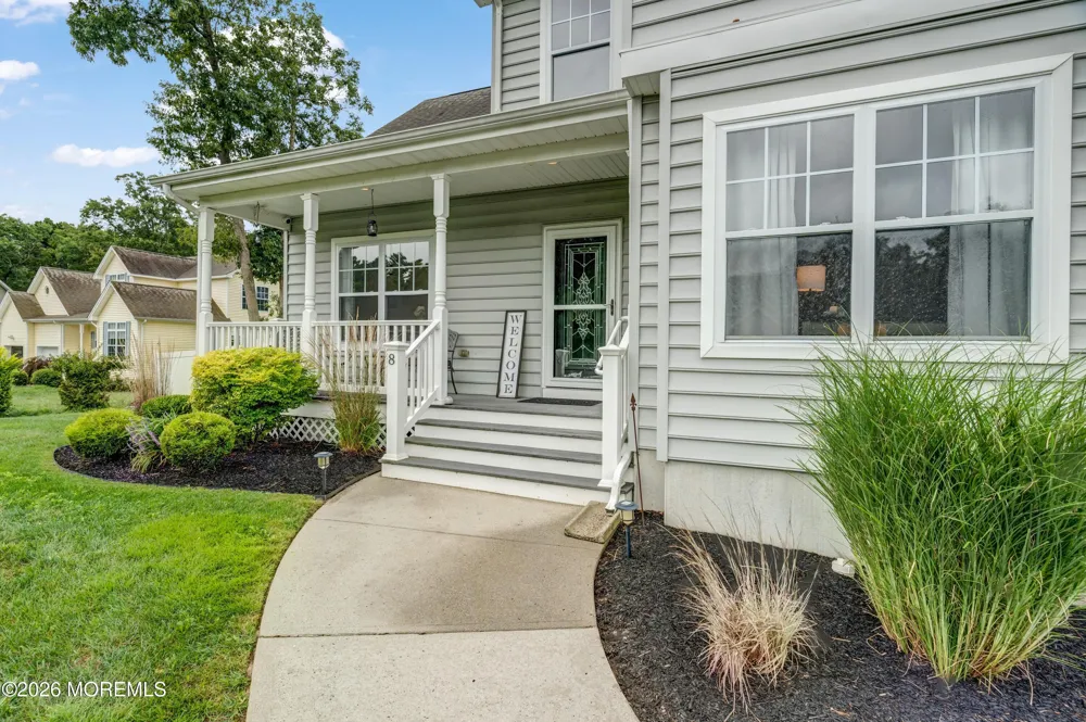 8 Edwards Court Little Egg Harbor, NJ 08087